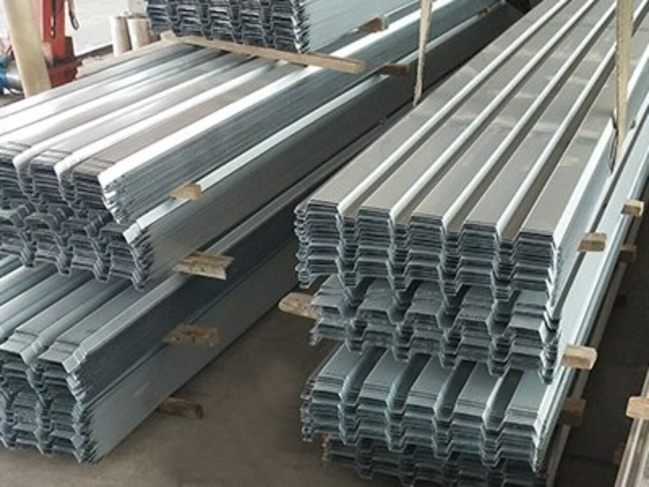 <b>YX38-150-750開口型樓承板</b>